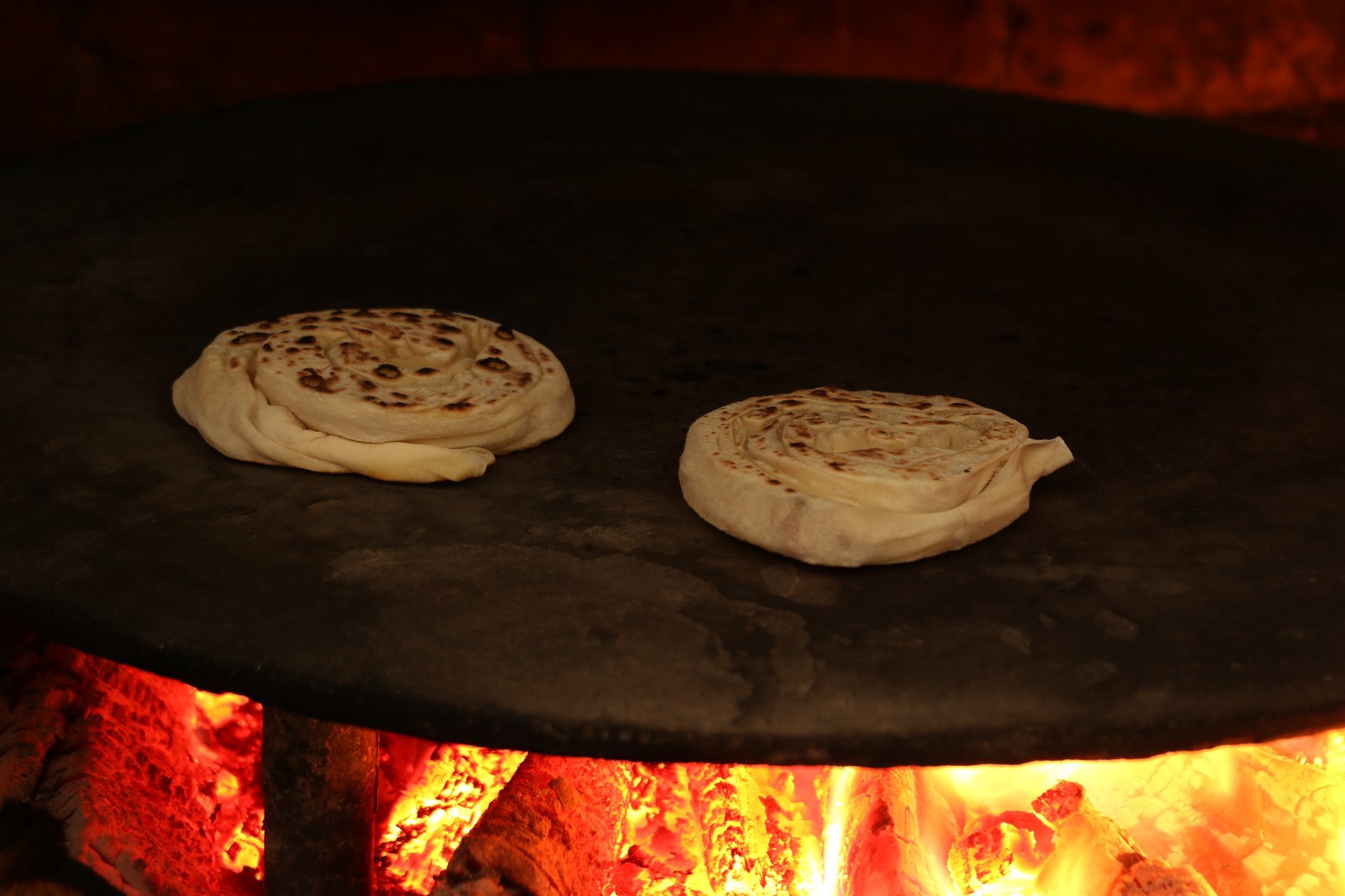 Chestnut Hand Pastry