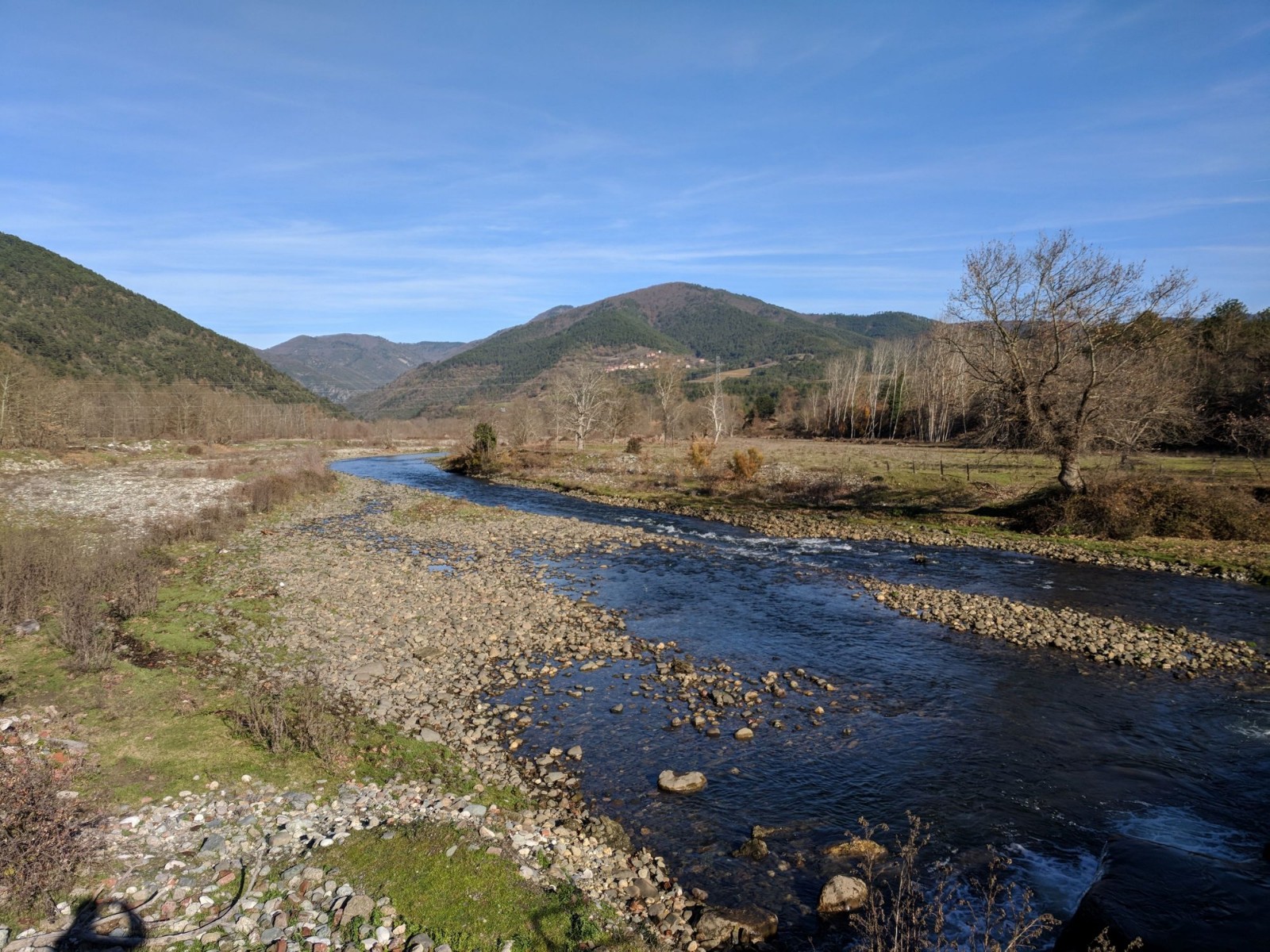 Dirgine Çayı ve Vadisi