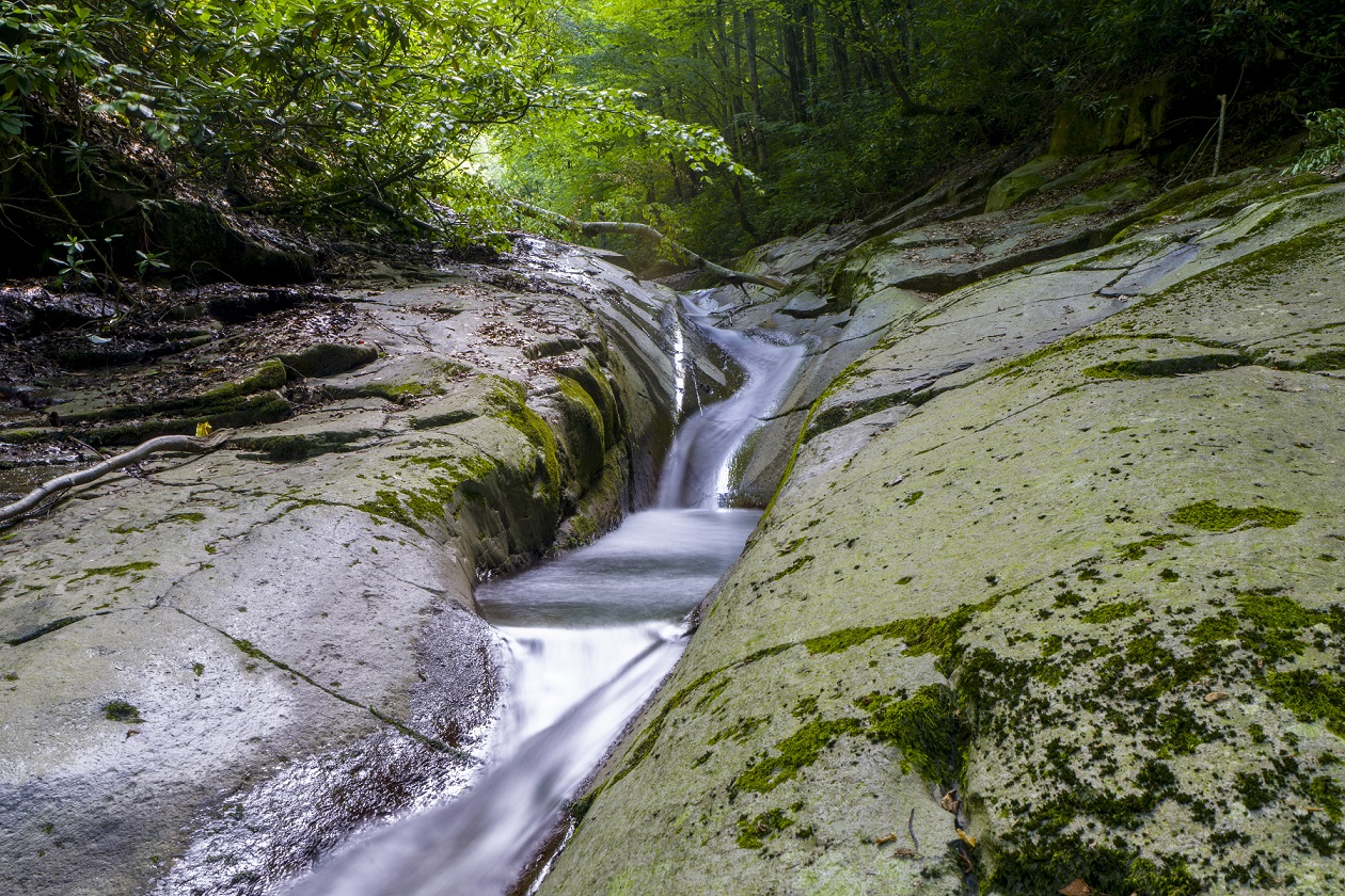 Kayalıdere Şelalesi  Doğal Aquapark’ta Eğlen